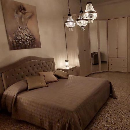 La Casa Sotto Il Castello Apartment Bracciano  Bagian luar foto