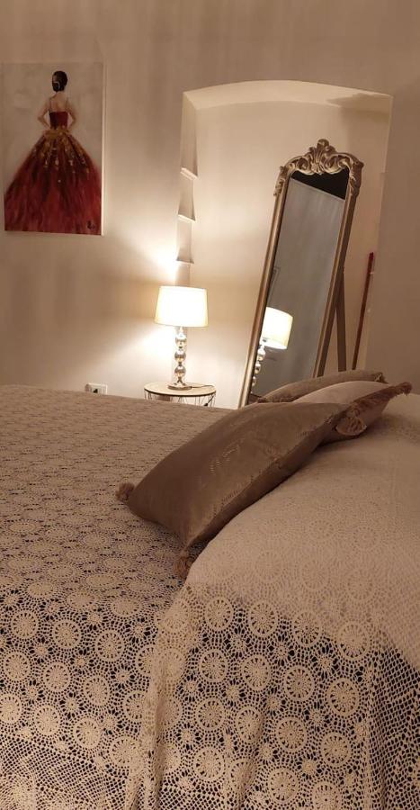 La Casa Sotto Il Castello Apartment Bracciano  Bagian luar foto