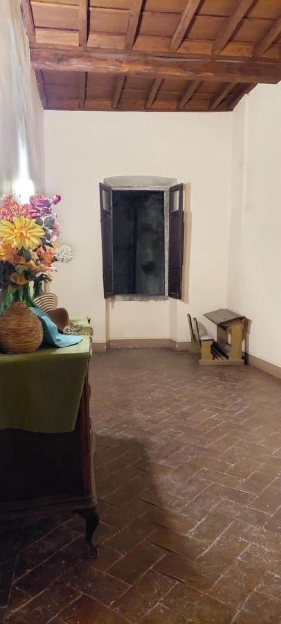 La Casa Sotto Il Castello Apartment Bracciano  Bagian luar foto